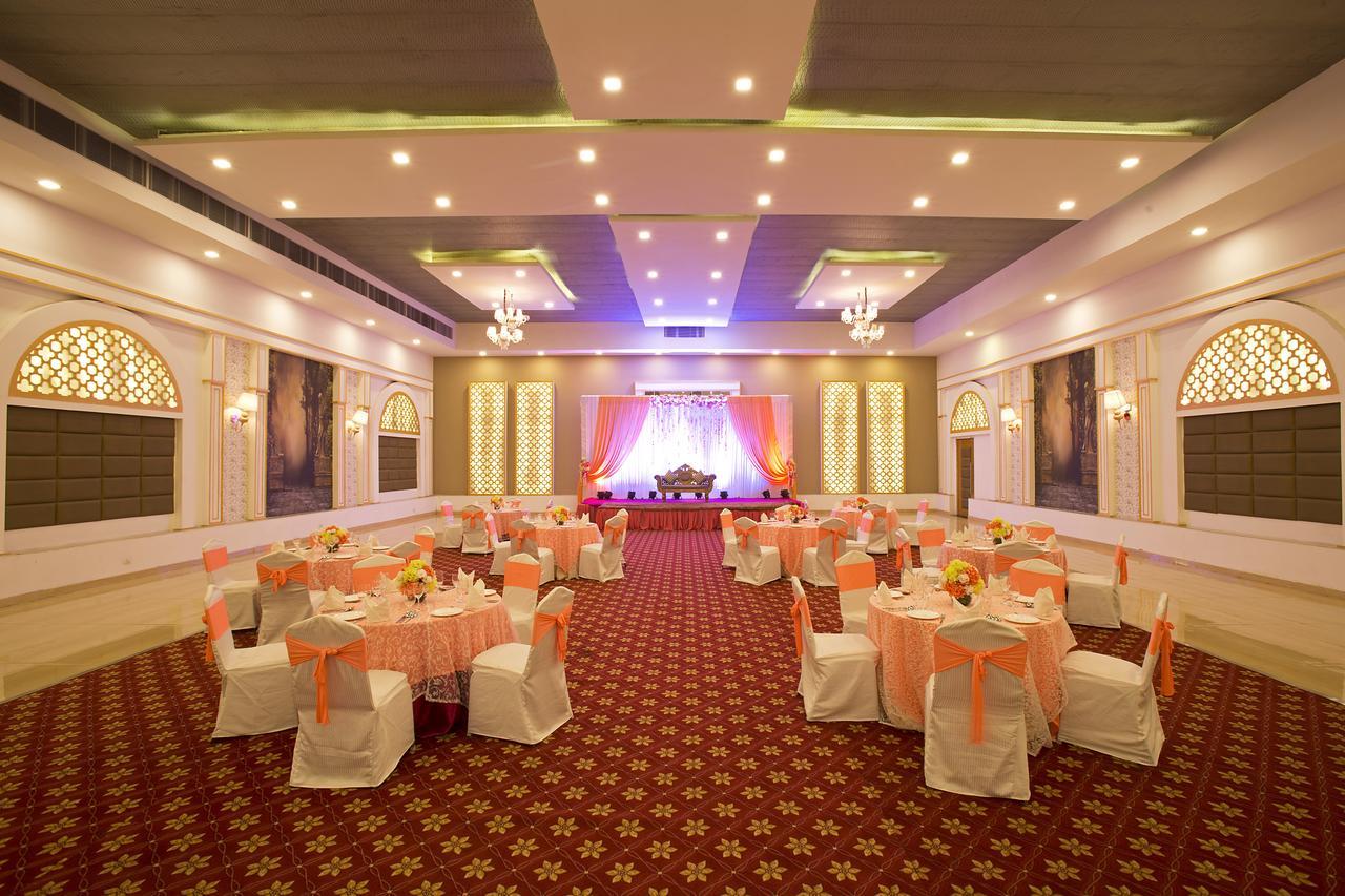 Inde Hotel Chattarpur New Delhi Exterior foto